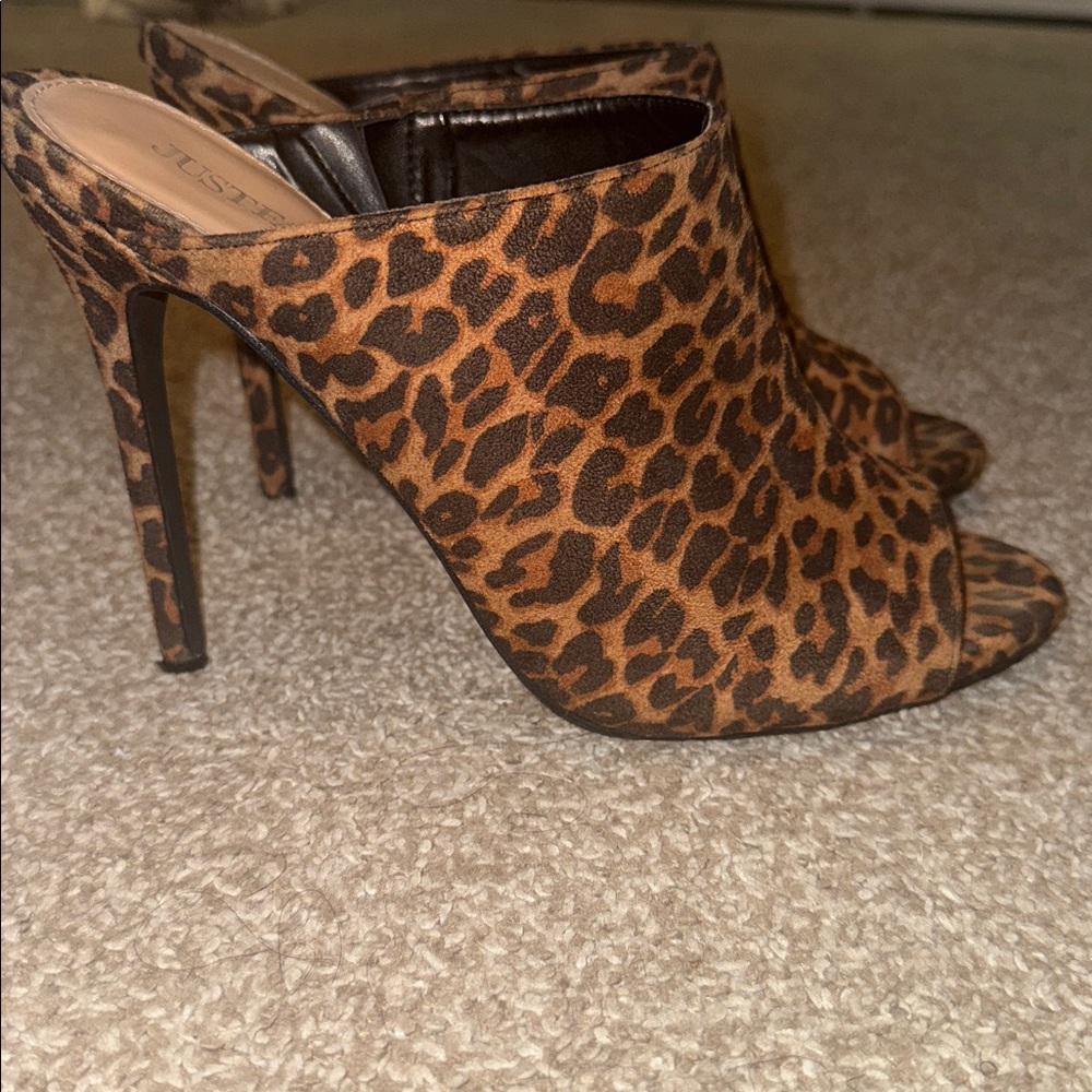 JustFab Leopard Print open toe Mules